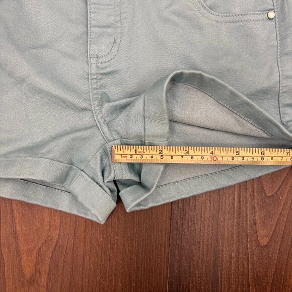 Tinseltown High-Rise Shorts Junior Size 7 Sea Foam Green Stretch Casual - Picture 13 of 13